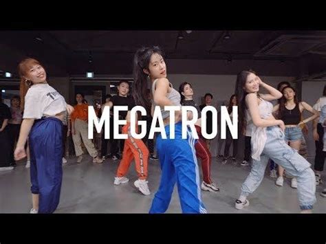 MEGATRON - Nicki Minaj / Minny Park Choreography - YouTube ...