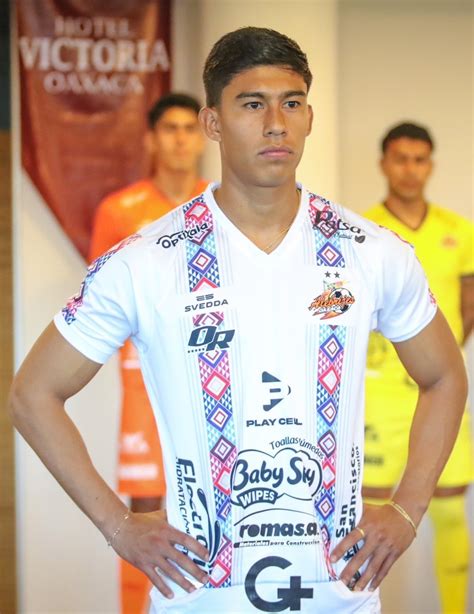 Maillot Exterieur Alebrijes De Oaxaca