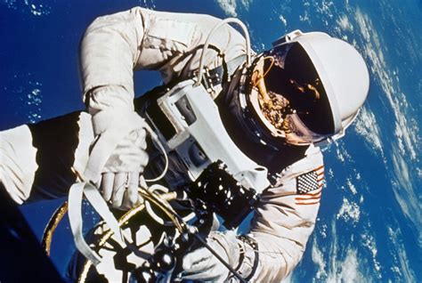 Gemini 4: Spacewalk, 1965. /Nastronaut Edward H. White During Spacewalk ...