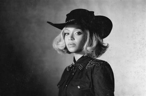 Beyoncé’s ‘Texas Hold ‘Em’ Rises to No. 1 on Billboard Global 200 Chart