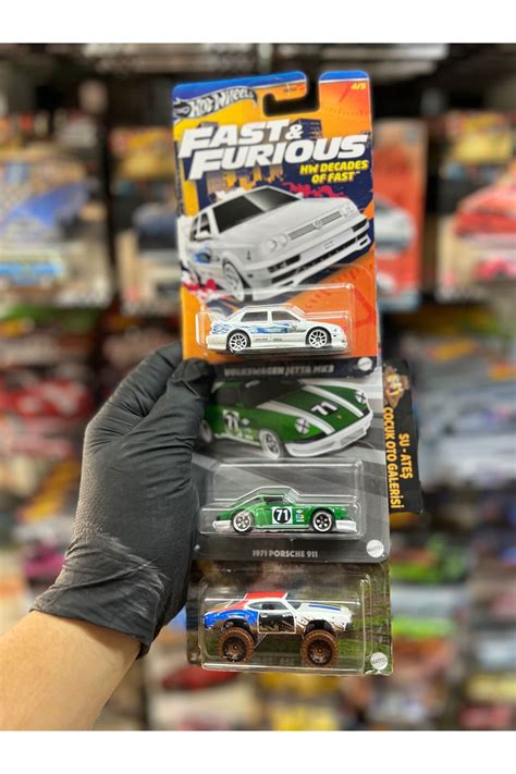 Hot Wheels Jetta Porsche W30 3Lü Set idefix