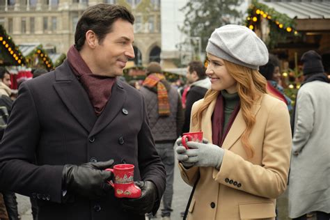 Best Hallmark Christmas Movies, Ranked