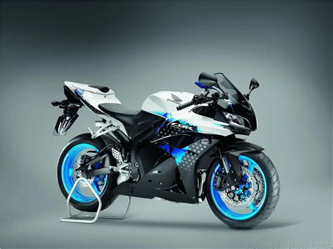 CBR Bike Wallpapers - Wallpaper Cave