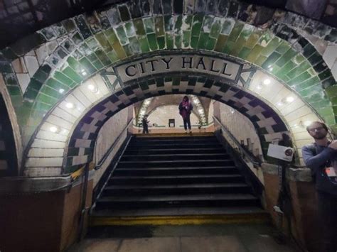 Visiting the Stunning Old City Hall Subway Station in NYC