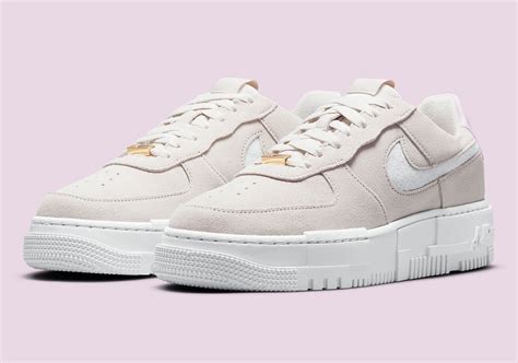 Nike Air Force 1 Pixel WMNS Beige Pink DQ0827-100 | SneakerNews.com