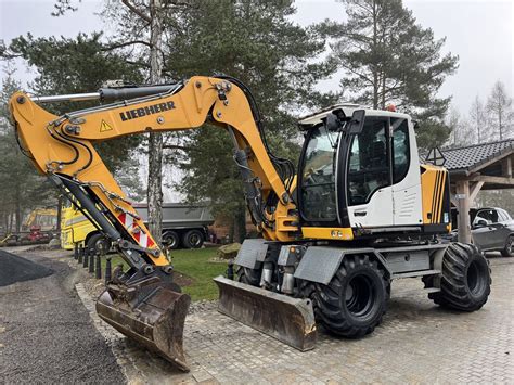 Liebherr 912 compact koparka kołowa z holandii Tarnowskie Góry OLX pl