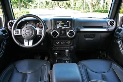 2017 Jeep Scrambler Interior | Reviewmotors.co