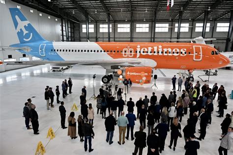 Regulator Gives Canada Jetlines Approval To Launch