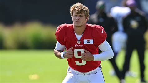 Reporter Expands On Why J J Mccarthy Trails Sam Darnold In Vikings Qb