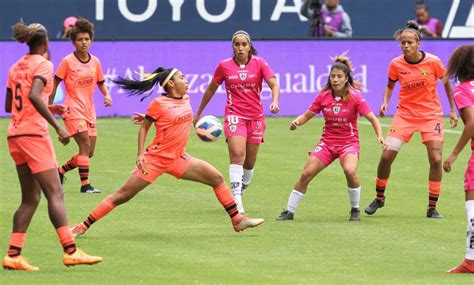 Fútbol femenino aún hay cosas por mejorar