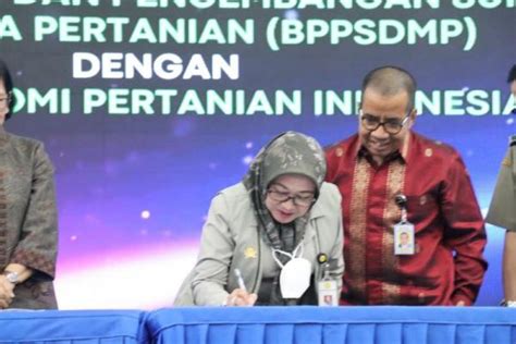 Kementan Gencarkan Smart Farming Pertanian Masa Depan Indonesia