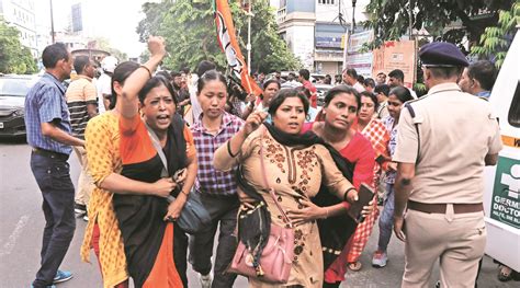 Bjp Mahila Morcha Protests Assault On Pregnant Woman Kolkata News