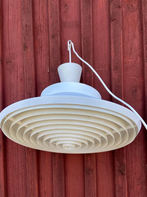 Se Produkter Som Liknar Vit Retro K Kslampa Taklampa P Tradera