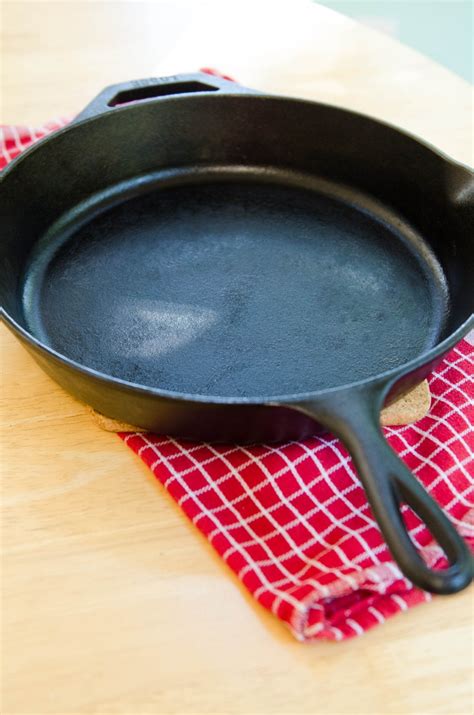 How To Season Your Cast Iron Pan