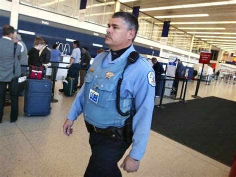 Chicago Airport Police Officers Directed To Run And Hide In Event Of