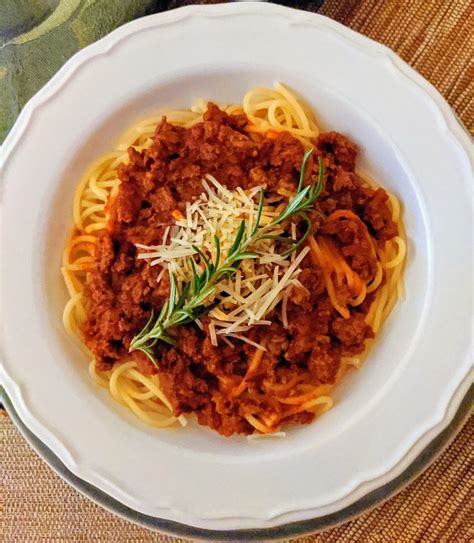 Espaguetis A La Boloñesa Cómo Preparar La Receta Clásica Comida