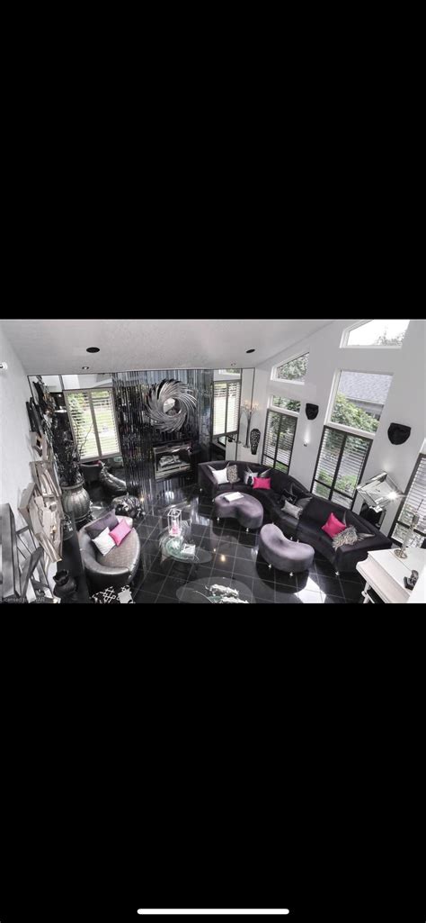 Weird interior McMansion in Woolwich, Ontario for $3.9mil : r/McMansionHell