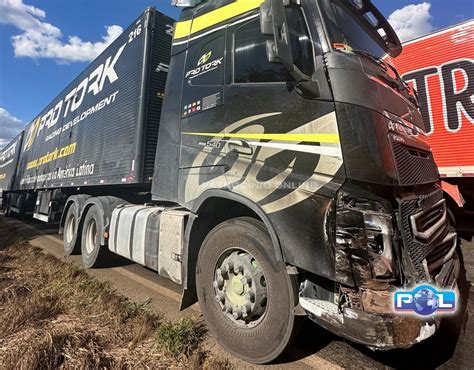 Caminhonete Roda Na Br E Bate De Frente Rodotrem Deixando Pai