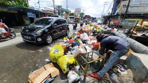 Kesadaran Warga Memilah Sampah Masih Rendah Ini Antisipasi Dlh