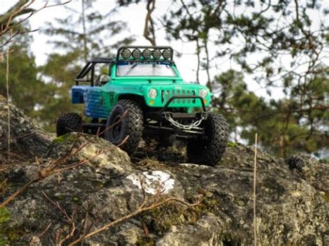 Axial Scx Jeep Rubicon G Falken Edition Rock Crawling Youtube