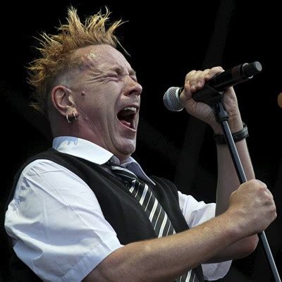 John Lydon Ex Vocalista Do Sex Pistols Lan Ar Nova Autobiografia