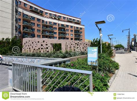 Getaway New York City Rockaway Beach Queens Editorial Stock Image