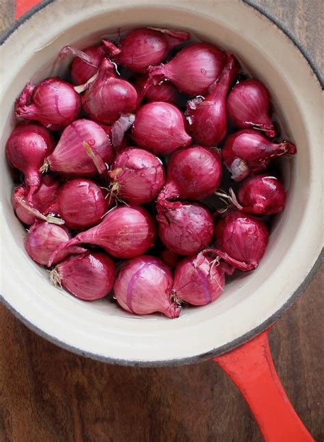 How To Peel Pearl Onions Cooking On The Weekends