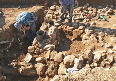 Archaeologists Discover 7 000 Year Old Jerusalem Settlement From Chalcolithic Period Israel