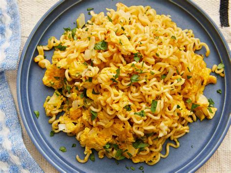 Ramen Scrambled Eggs Recipe