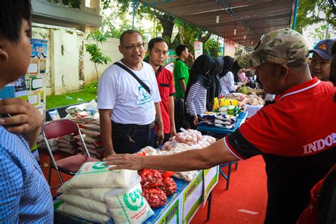 Ikut Memperingati May Day 2019 Pau Pedaringan Diserbu Pembeli Pau