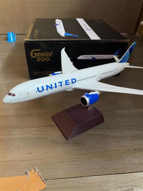 1/200 Gemini Jets United Airlines B787-9, Hobbies & Toys, Toys & Games ...