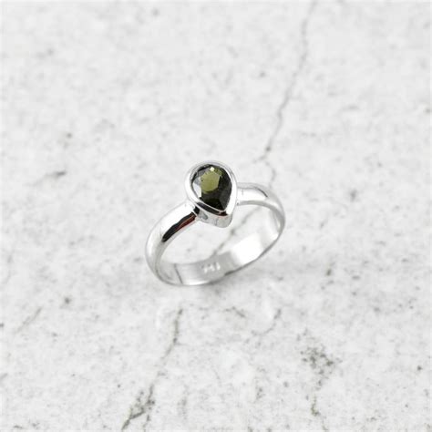 Stunning Faceted Drop Shaped Moldavite Sterling Silver Ring Size 8 Us