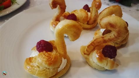 Cisnes Con Queso Crema Y Frambuesas Huele Bien