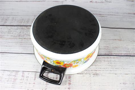 Vintage Retro Flower Design Mid Century Enamelware Steel Pot