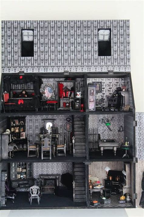 Unique Gothic Spooky Vampire Mansion Dollhouse In 1 12th Scale Complete