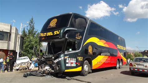 Cuatro Heridos Deja Choque Entre Camioneta Y Bus En Carretera Central