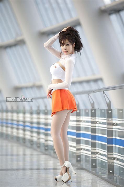 Asian Model Mini Skirts Ballet Skirt