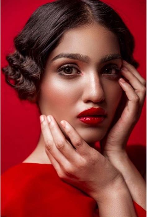 Red Glossy Lips Of Malayalam Actress Saniya Iyappan Draws Response From