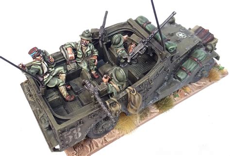 Showcase: M3 White Scout car - Warlord Games