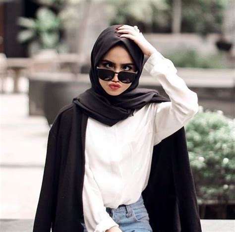 Pin By Itsbeaa On Fira Assegaf Kasual Gaya Hijab Kasual Model