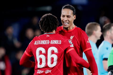 Virgil Van Dijk Says One Liverpool Player S Passing Is The Most