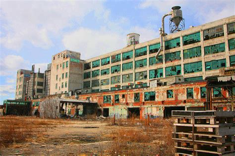 Fisher Body Plant 21 - The story of "Body By Fisher" and its eerie ...