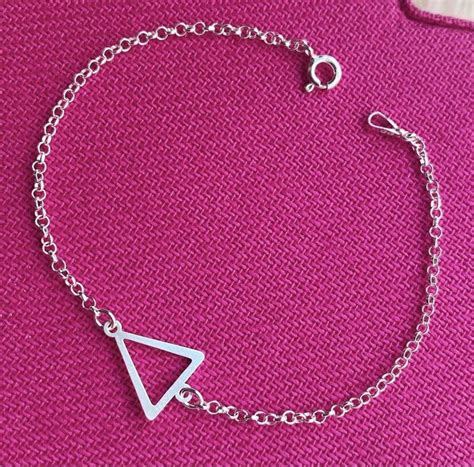 Pulseira Triangulo Em Prata Elo Produtos Especiais