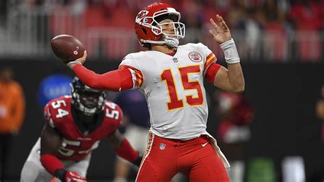 Patrick Mahomes De Los Kansas City Chiefs Es El Titular Tyreek Hill