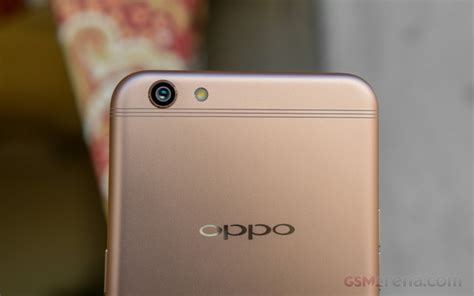 Oppo R S Review Strumming Along Unboxing Spin Hardware