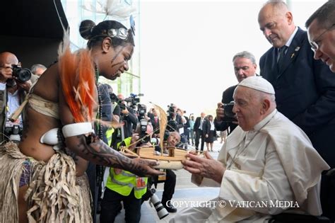 Viaggio Apostolico in Papua Nuova Guinea Incontro con le Autorità con