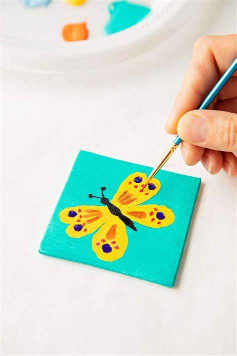 Tiny Canvas Painting Ideas Video - Welcome To Nana's