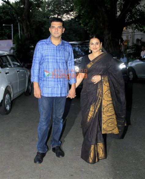 Photos Siddharth Roy Kapur And Vidya Balan Snapped In Bandra 4