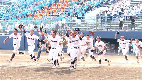 【山梨】駿台甲府が春夏通じて初の甲子園に王手、センバツ王者・山梨学院を撃破し34年ぶり決勝進出 スポーツ報知