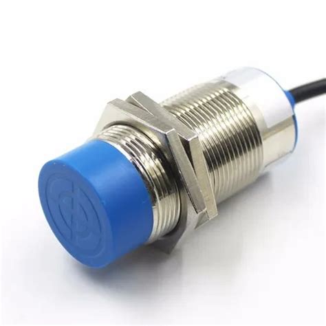 E2E X7D1 N 2M OMS Omron Proximity Sensor For Metal Sensing Sensing